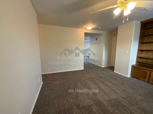 Building Photo - 25654 W Satellite Ln