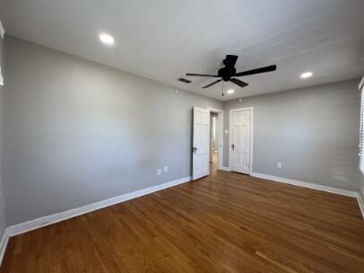 Building Photo - 2322 26th St