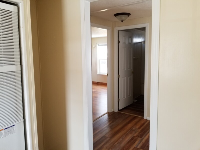 Building Photo - 14 Eastwood Dr