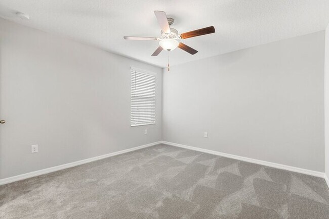 Building Photo - LIKE NEW 5 Bedroom Home for RENT in Touchstone!