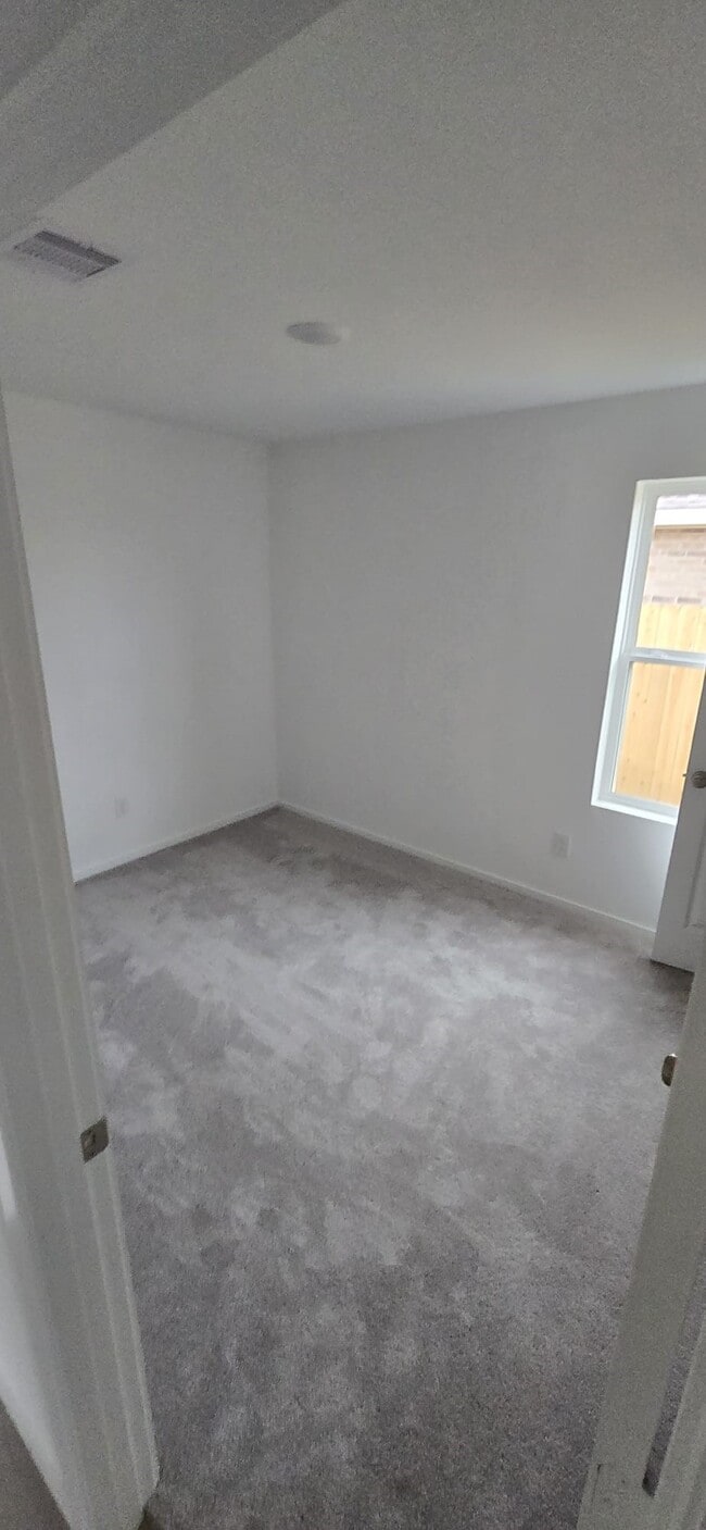 Building Photo - 26523 Pampas Grass Ln