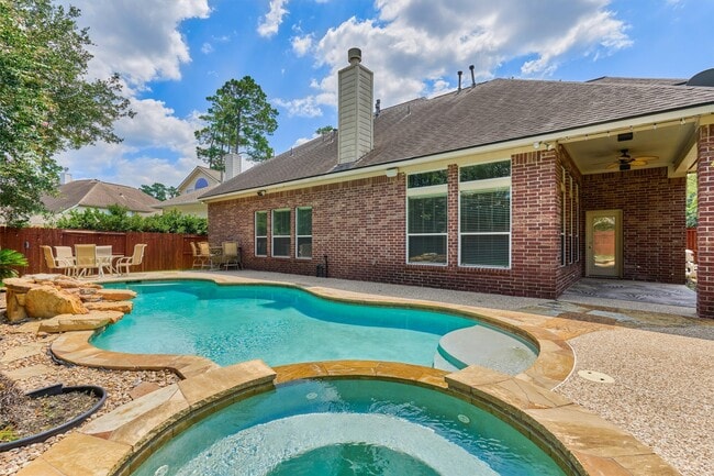 Primary Photo - 30 Desert Rose Pl