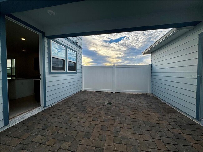 Building Photo - 4569 ORCHARD VIEW Aly