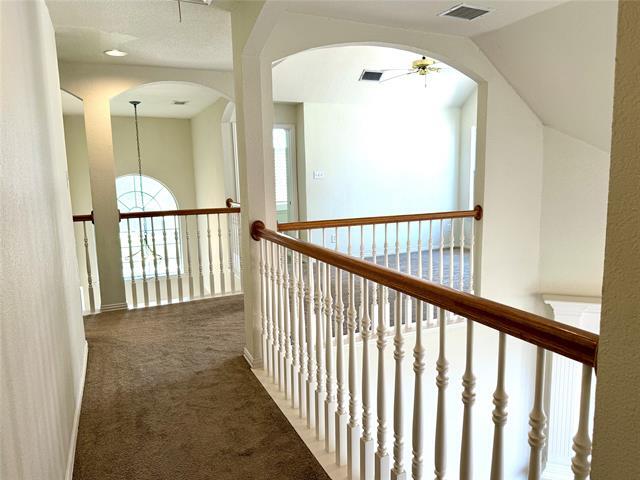 Building Photo - 9312 Cedardale Dr