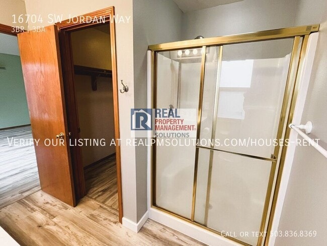 Building Photo - 16704 SW Jordan Way