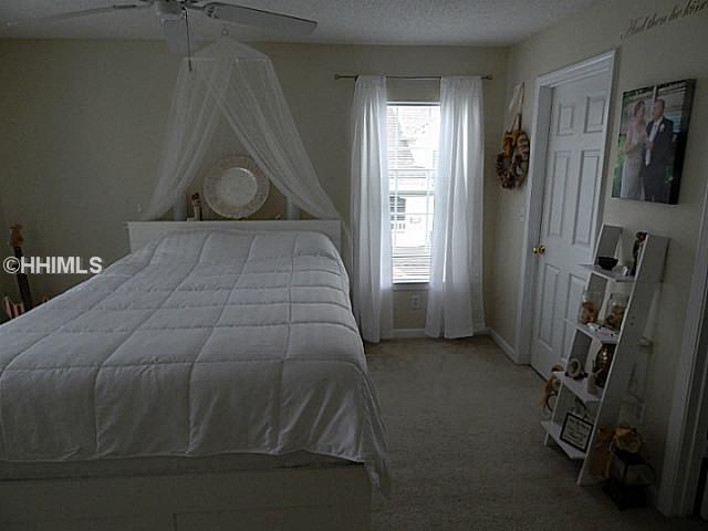 Master bedroom can accommodate king-sized bed - 100 Kensington Blvd
