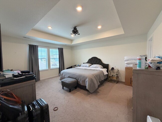 Building Photo - Exquisite Elizabeth Home