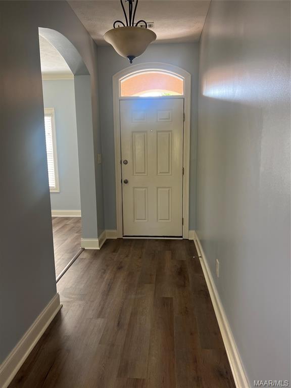 Building Photo - 730 Kingsley Dr