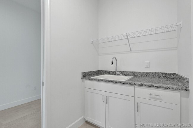 Building Photo - 5194 Macoon Wy