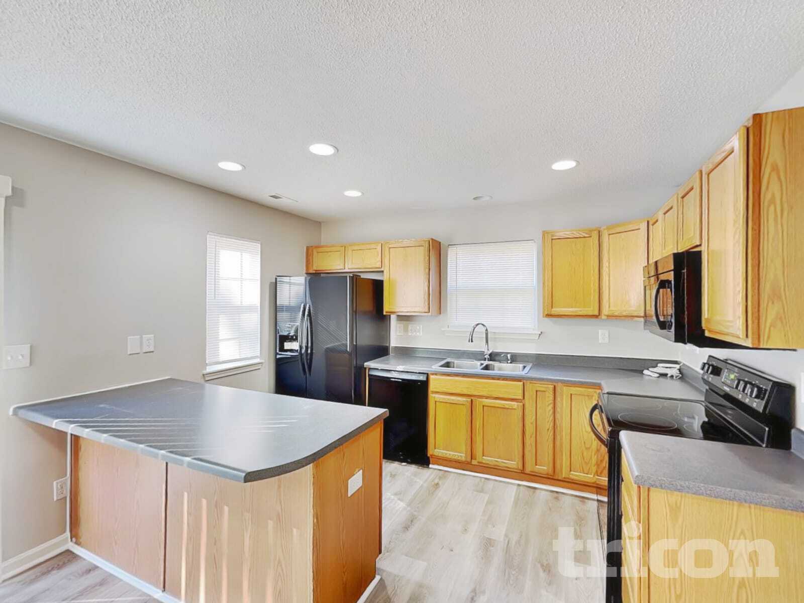 Building Photo - 12360 Hennigan Pl Ln