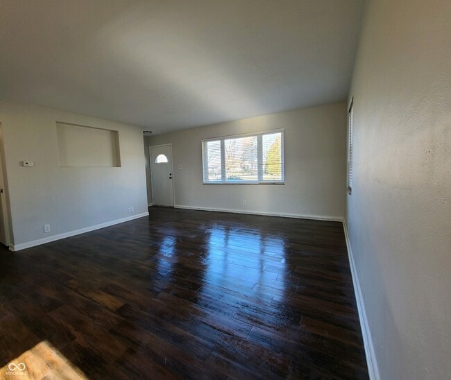 Building Photo - 126 Roosevelt Dr