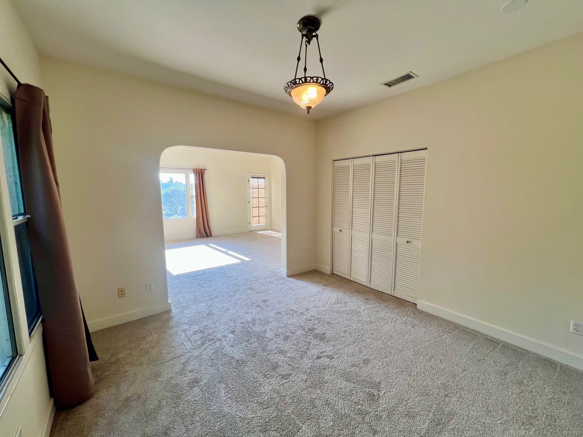 Dining room - 2256 Glendale Blvd