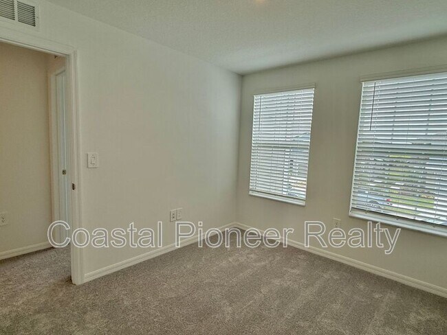 Building Photo - 9320 Bonita Mar Dr