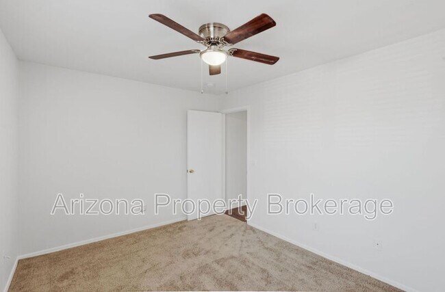 Building Photo - 3332 S Bowman Rd