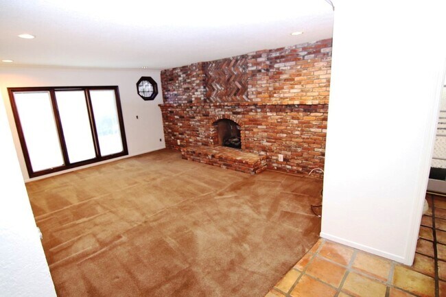 Building Photo - LA PALMA  4BR/2.5BA HOME IN HIGHLY SOUGHT AFTER NEIGHBORHOOD