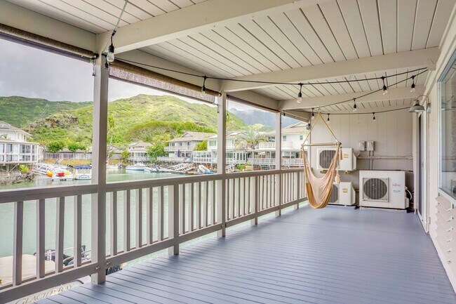Building Photo - Marina Front Townhome at Kuapa Isle