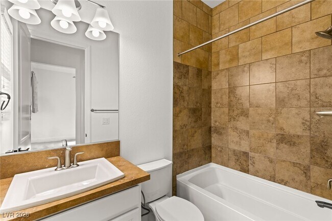 Building Photo - 4039 Villa Rafael Dr