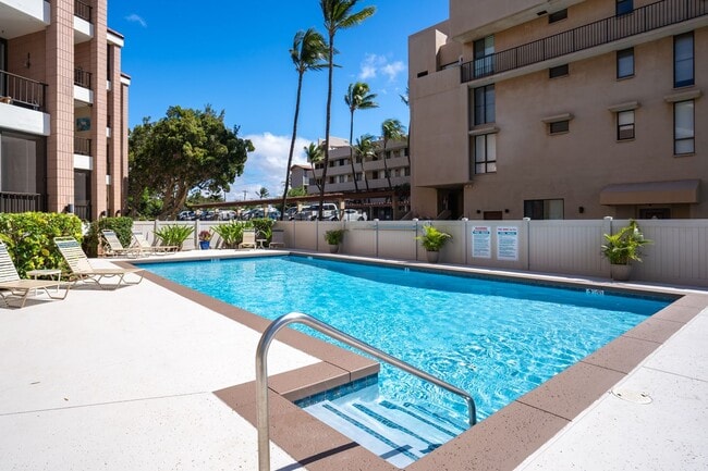 Building Photo - Furnished, One Bedroom/One Bathroom, Ocean...