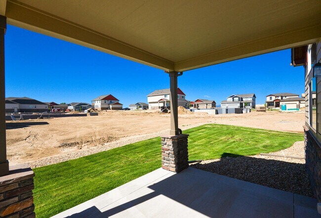 Building Photo - Beautiful 5 bed 3 bath home in the Pelican...