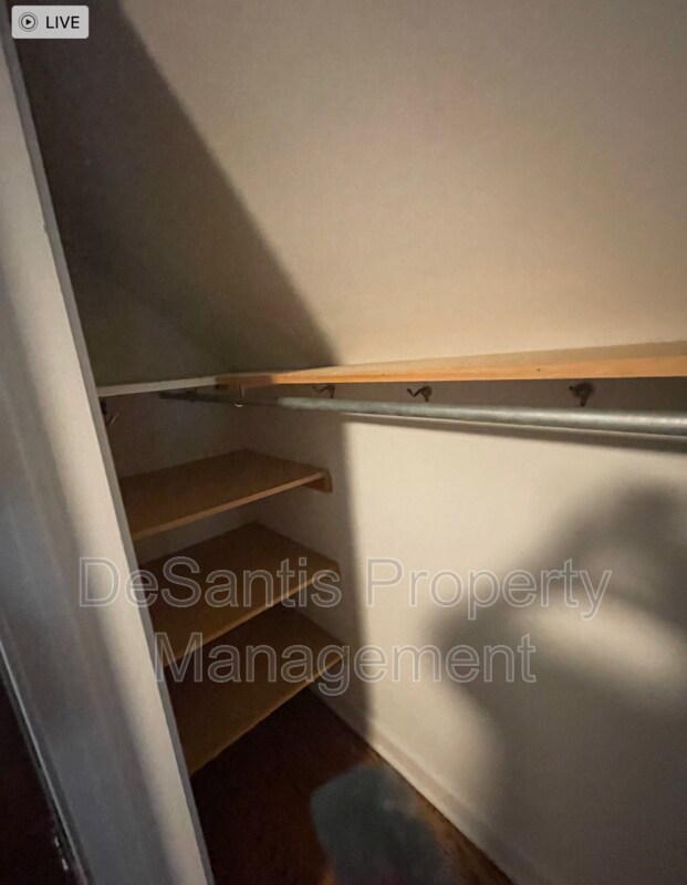 Building Photo - 811 California Ave