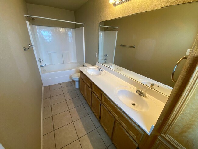 Building Photo - 2501 Cody Poe Rd