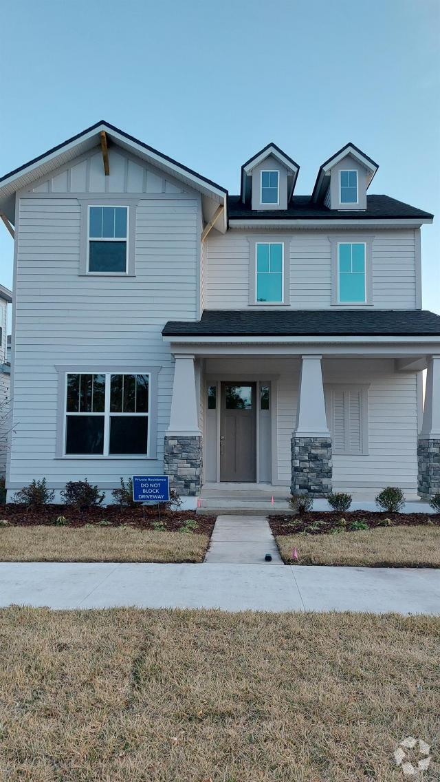 Building Photo - 3 bedroom in Jacksonville FL 32224