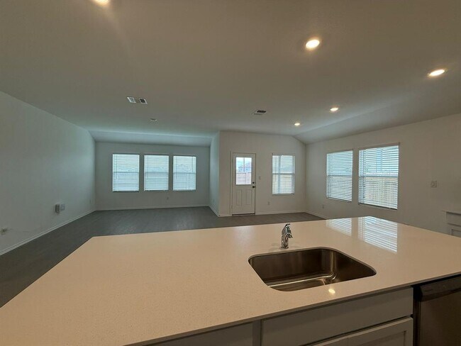 Building Photo - 114 Rodney Boat Rd