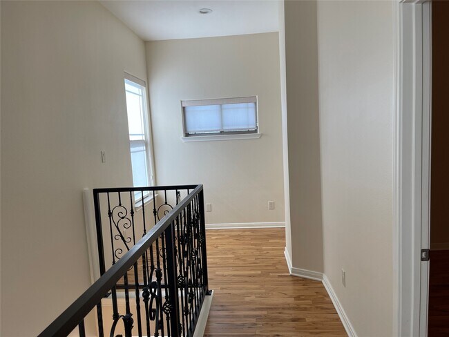 Building Photo - 3406 Elser St