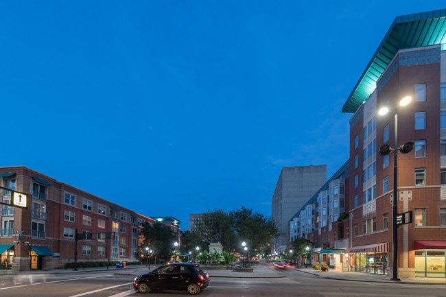 Building Photo - Gramercy on Garfield