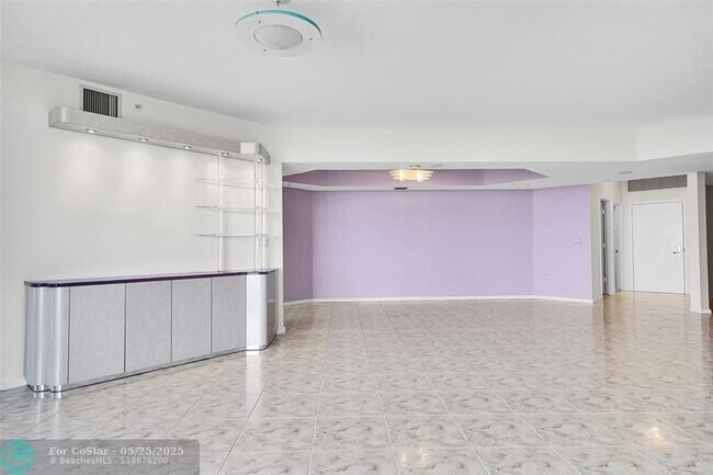 Building Photo - 6001 N Ocean Dr