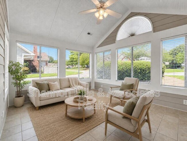 Building Photo - 3057 Orchard Ridge Cir
