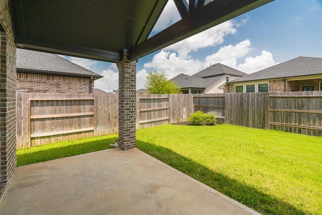 Building Photo - 9322 Galloway Wds Trl