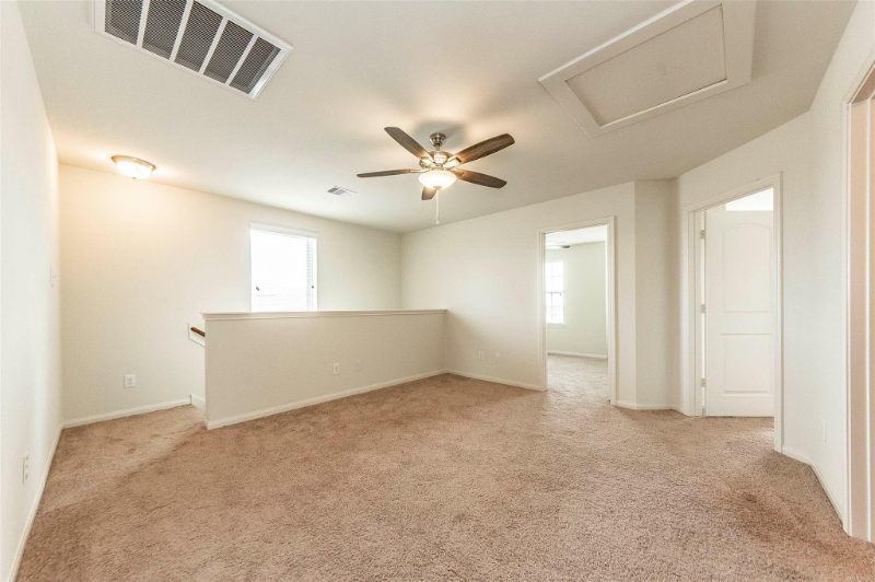 Building Photo - 2809 Seacrest Ln
