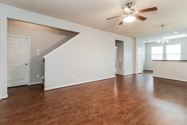 Building Photo - 9446 Green Mills Dr