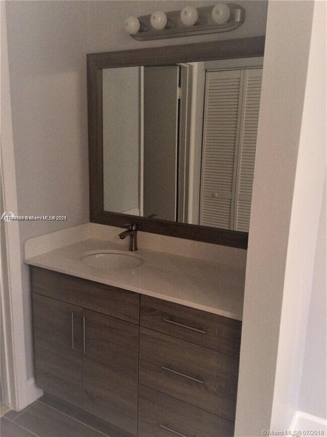 Building Photo - 10749 Cleary Blvd