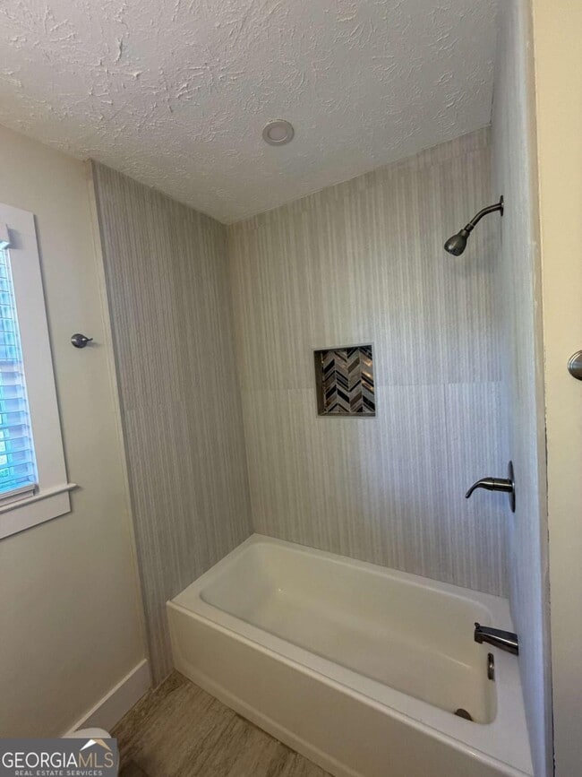 Building Photo - 1135 Casteel Rd