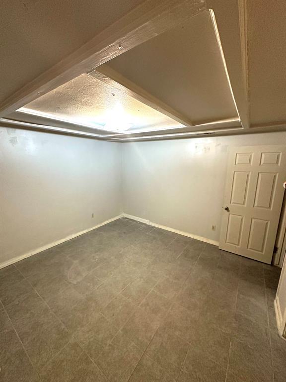 Building Photo - 32 Farrell St