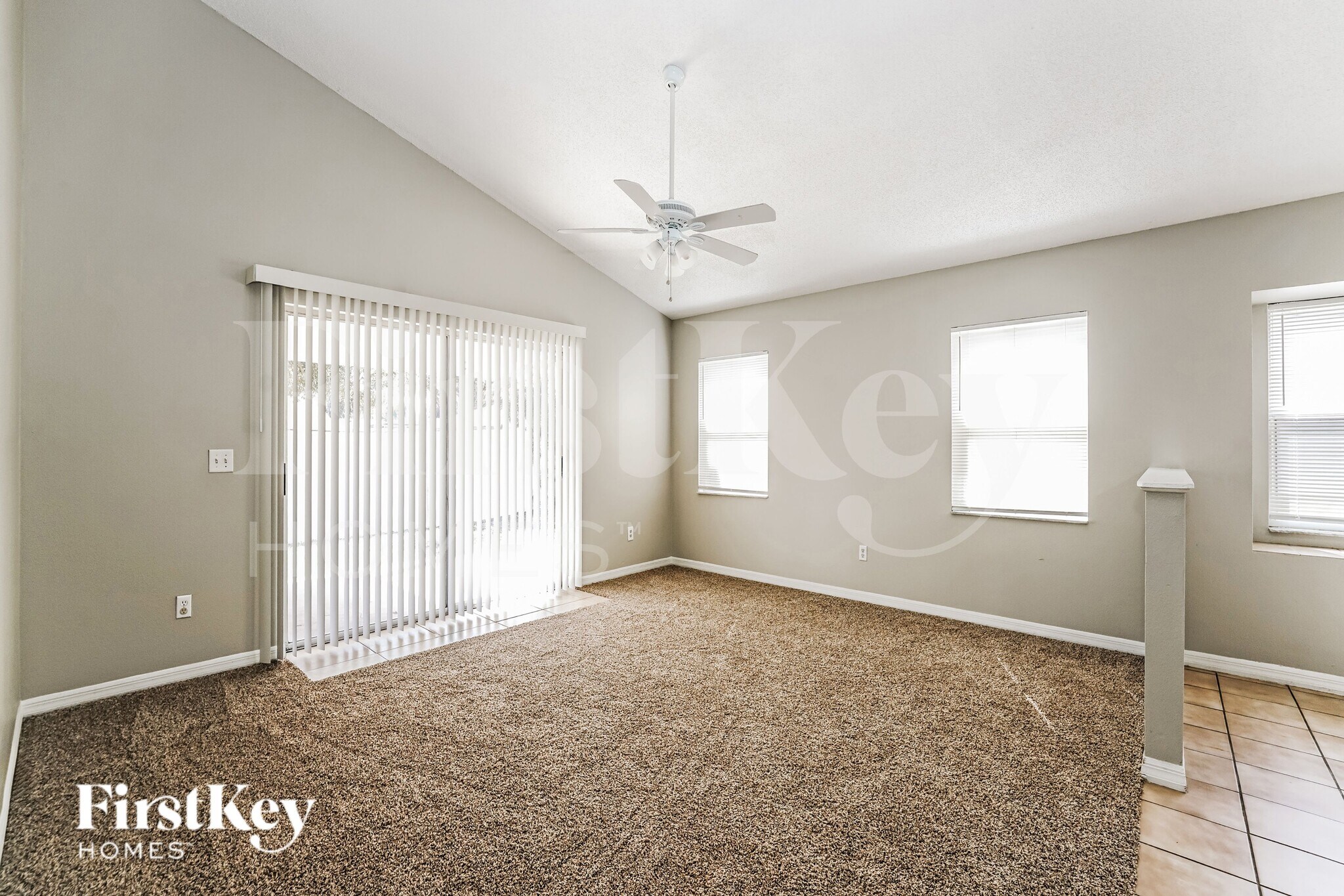 Building Photo - 601 Celito Dr