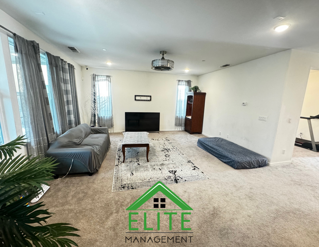 Building Photo - **IDEAL FOR TWO FAMILIES WITH AFFORDABLE P...