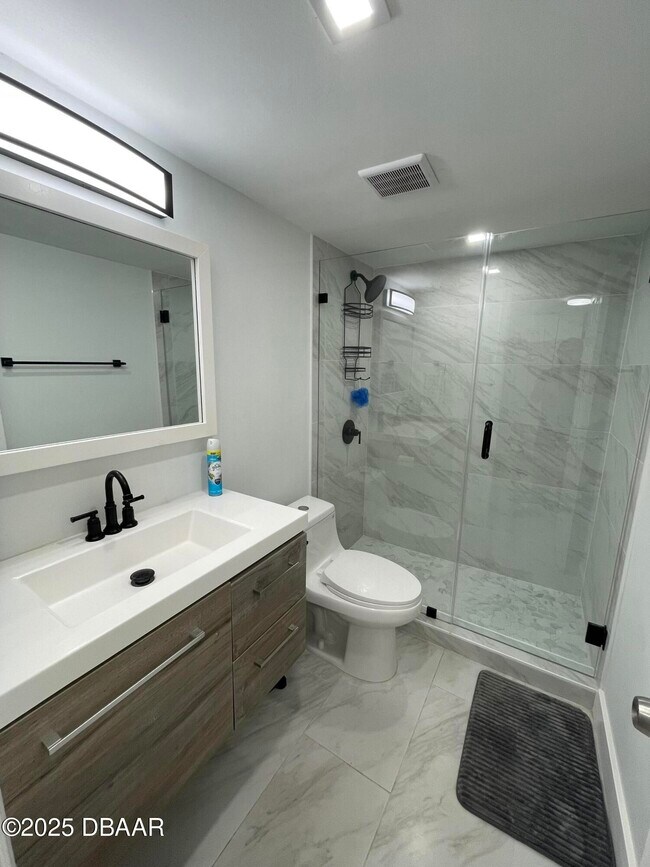 Building Photo - 411 N Halifax Ave