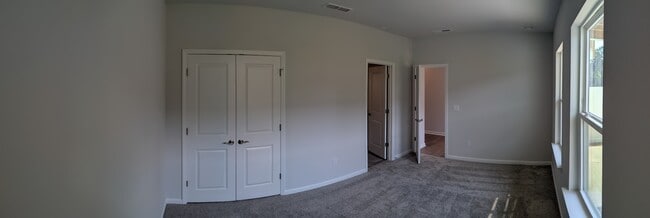 Building Photo - 1518 Tamarisk Ln