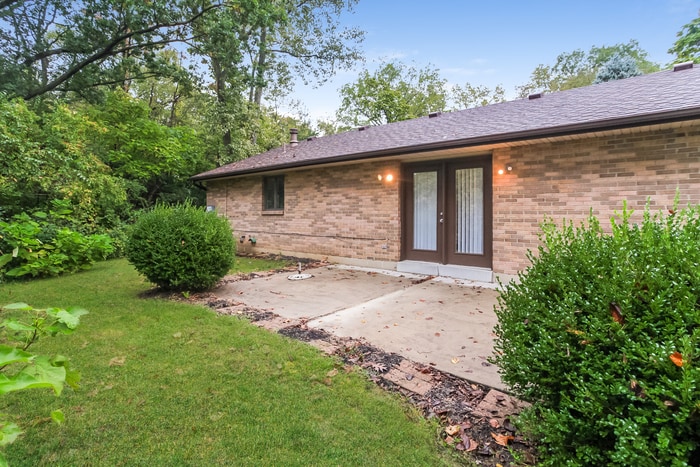 Building Photo - 273 Lindy Ave