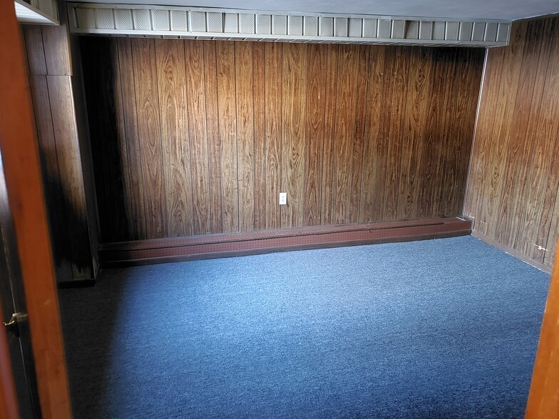 bedroomB - 1015 Old Boalsburg Rd