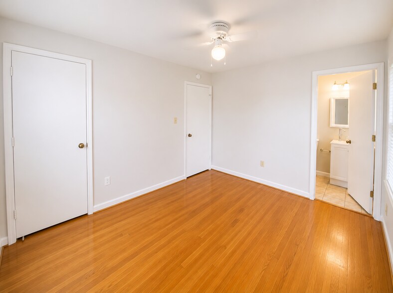 3rd bedroom - 303 Rutherford Ave NW