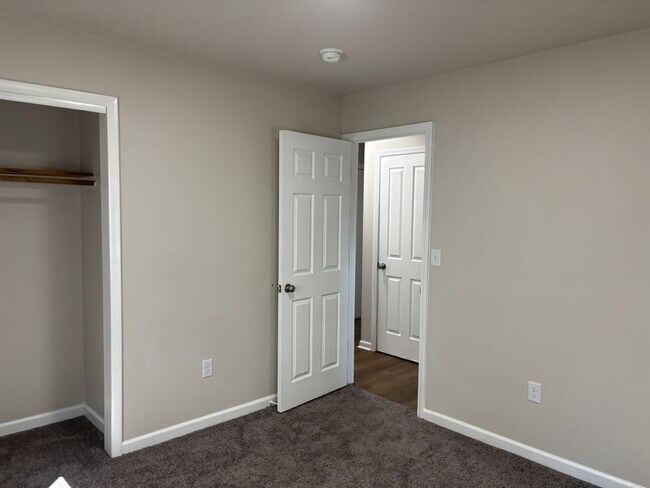 Building Photo - 1608 Boyd Ln