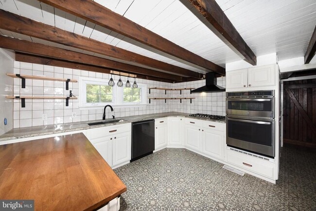 Building Photo - 966 Paige Ct