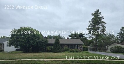 Building Photo - 2232 Windsor Cir