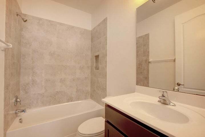 Building Photo - 8861 Sea Chase Dr