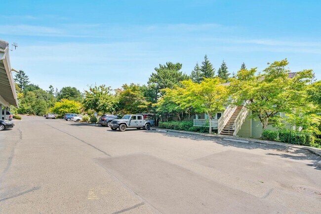 Building Photo - 3433 SW McNary Pkwy