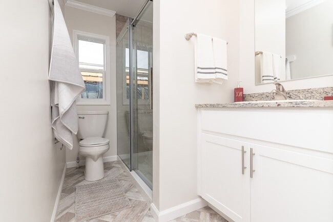 Building Photo - 361 Oak Harbor Camp